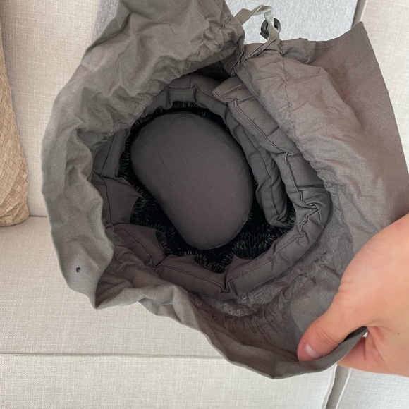 Yogi bare acupuncture pillow+ mat set - Picture 8 of 9